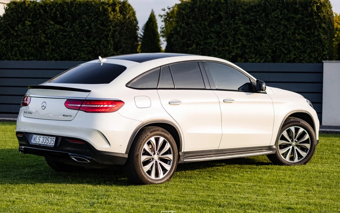 Mercedes-Benz GLE cena 156000 przebieg: 238000, rok produkcji 2016 z Łosice małe 254